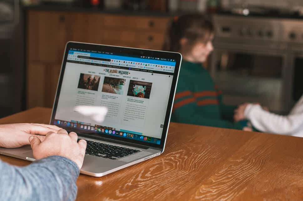 10 strategies to work from home with kids (without going insane) 10 strategies to work from home with kids