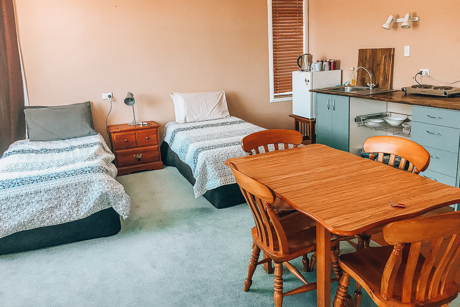 Kayaking down Middle-Earth with Pelorus Eco Adventures Family Accommodation Pelorus Bluemoon Lodge Apartment