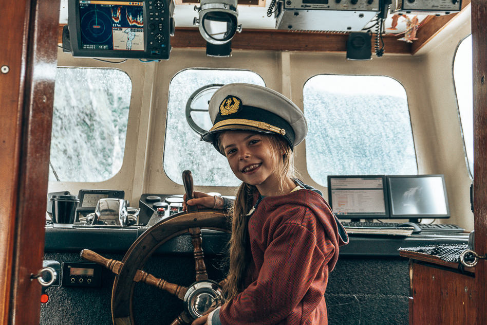 Travel Diary #16: New Zealand, the Southern Island part 2 Cruise Milford Sound Boat Kid Fun New Zealand