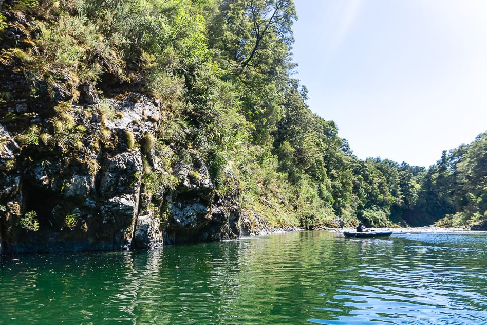 Kayaking down Middle-Earth with Pelorus Eco Adventures Hobbit Kayak Tour Pelorus River Relax Family Scenery