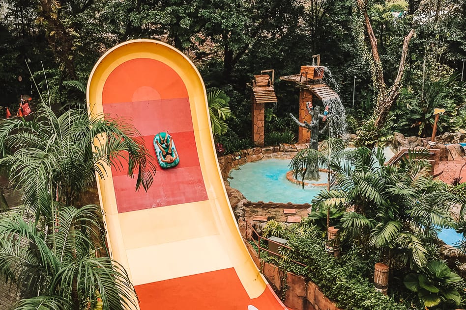 Ontdek het themapark Sunway Lagoon in Kuala Lumpur Kubarango Nickelodeon Lost Lagoon Water Slide