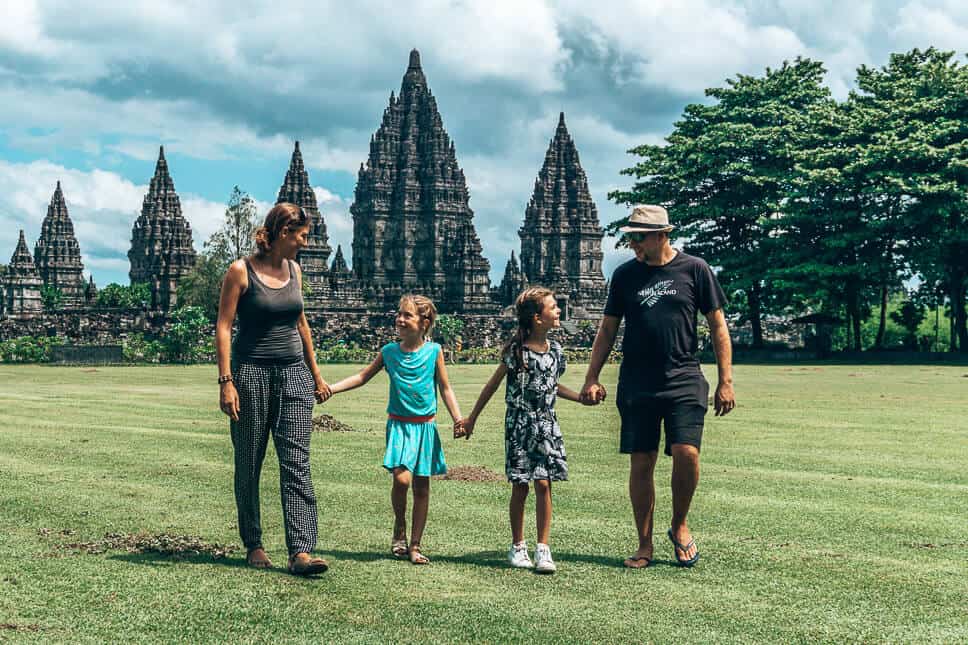 Travel Diary #22: 2 weeks in Java with our kids Family walking in front of the Prambanan temples on Java
