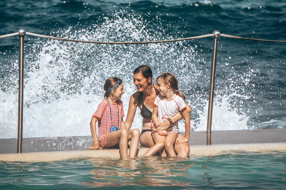 Travel Diary #13: Sydney, a city with many faces Bronte Beach Sydney Rock Pool Waves Family