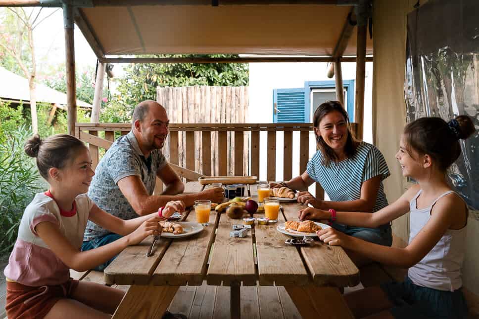Luxury glamping Italy: Procida Camp Resort review Breakfast Procida Camp resort glamping with kids