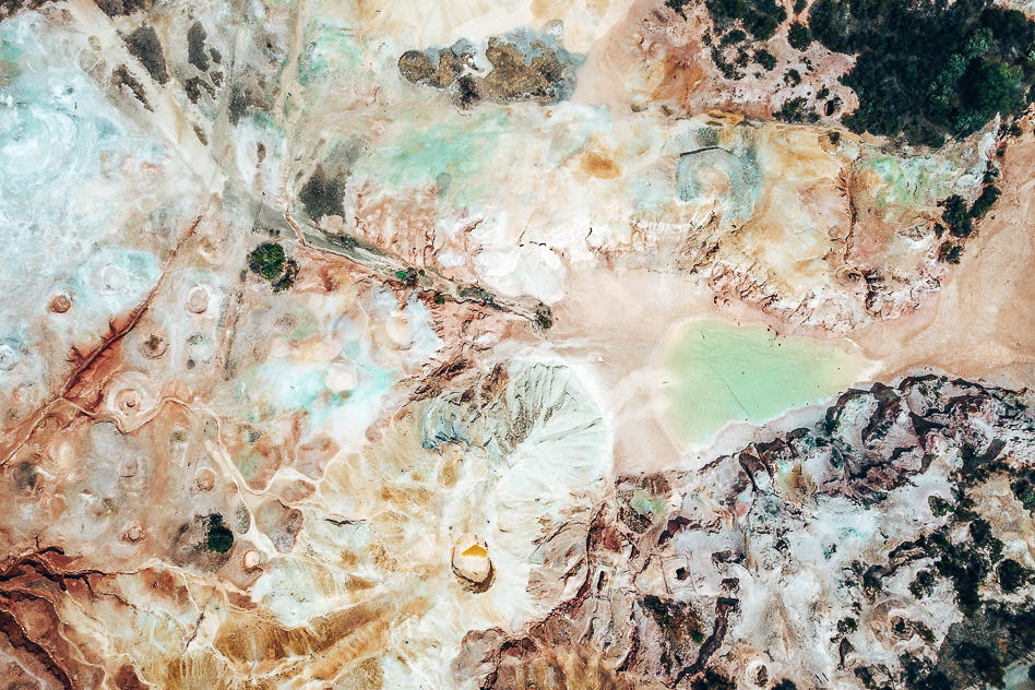 Reisdagboek #11: Van het platteland tot de Great Ocean Road Drone Image Copper Mine South Australia