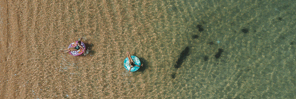 De ideale rondreis in Bali met kinderen + tips Sanur Beach Floatable Tube Kids E1580758093114