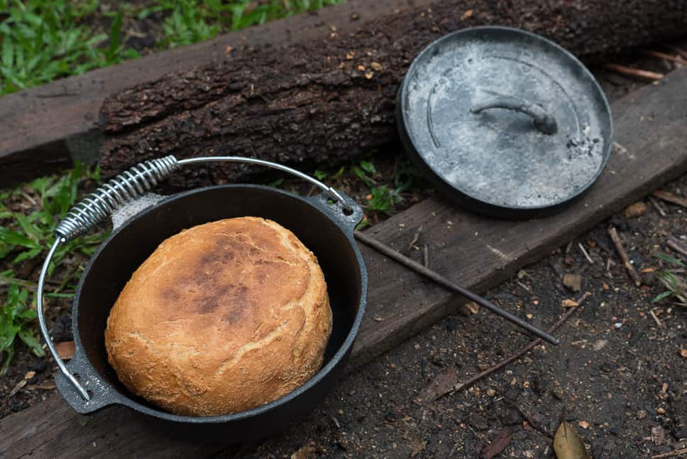 Best dutch oven for camping: 2024 review Dutch oven baking bread outdoor camping