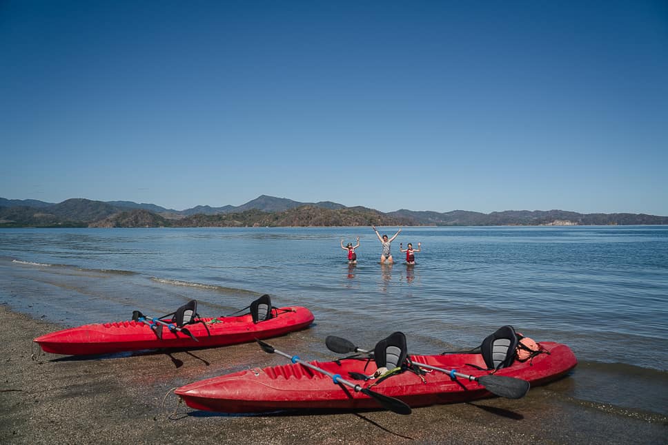 Glamping costa rica: Isla chiquita glamping hotel Isla Chiquita Kayaking Family