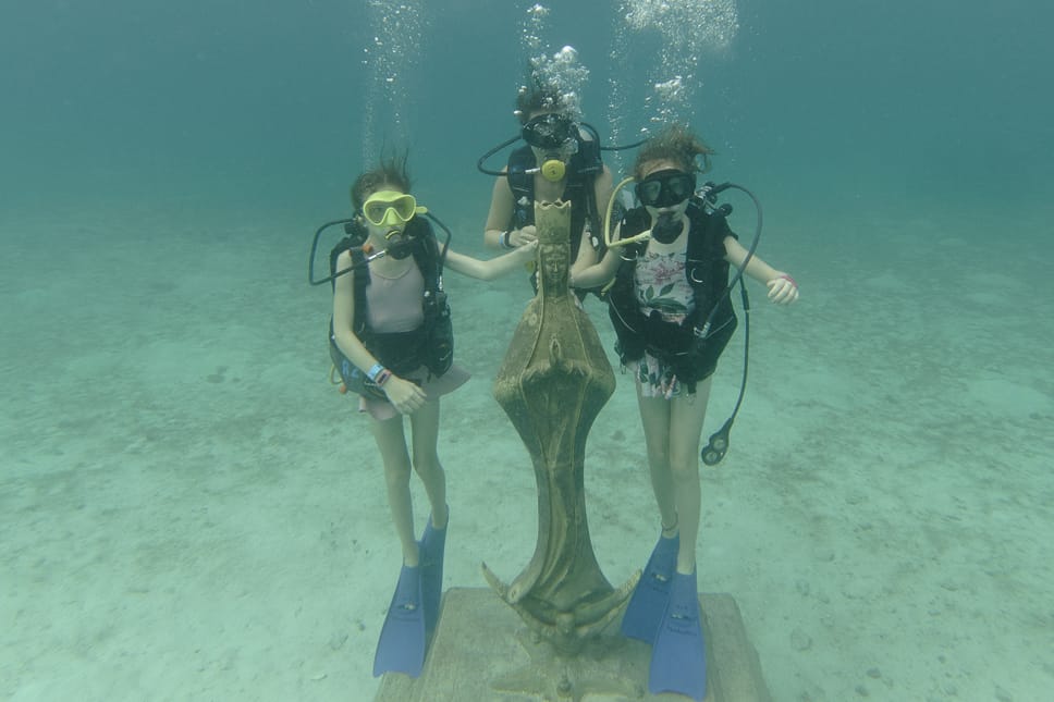 Yucatan Road Trip Itinerary: 2 weeks in Mexico yucatan itinerary - diving in cozumel