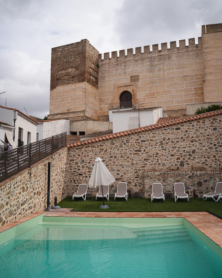Sierra de Aracena y Picos de Aroche Natural Park in Spanje Casa Palacio Conde del Alamo Aroche Pool