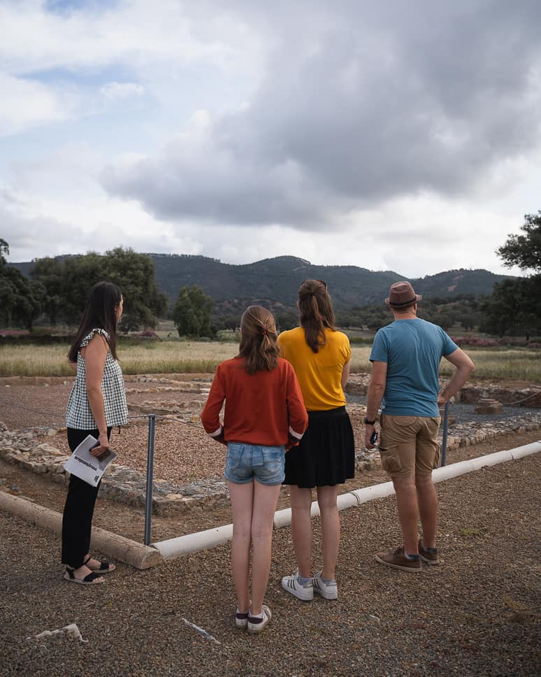 Sierra de Aracena y Picos de Aroche Natural Park in Spanje Roman ruins Aroche Spain Family visit