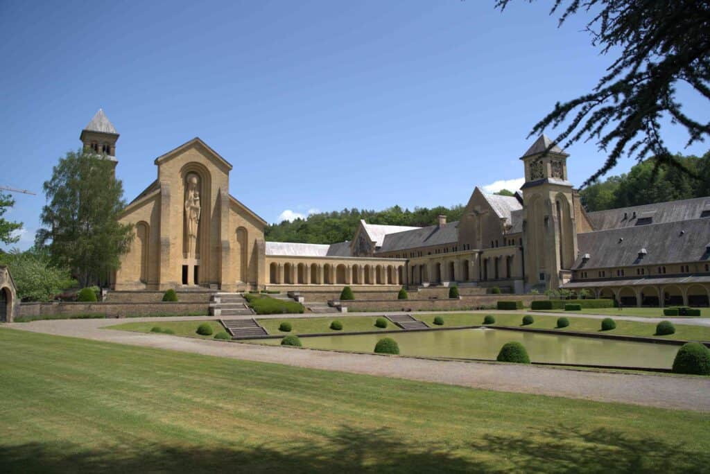 Bezoek de legendarische abdij van Orval Abijd Van Orval 7 1024x684