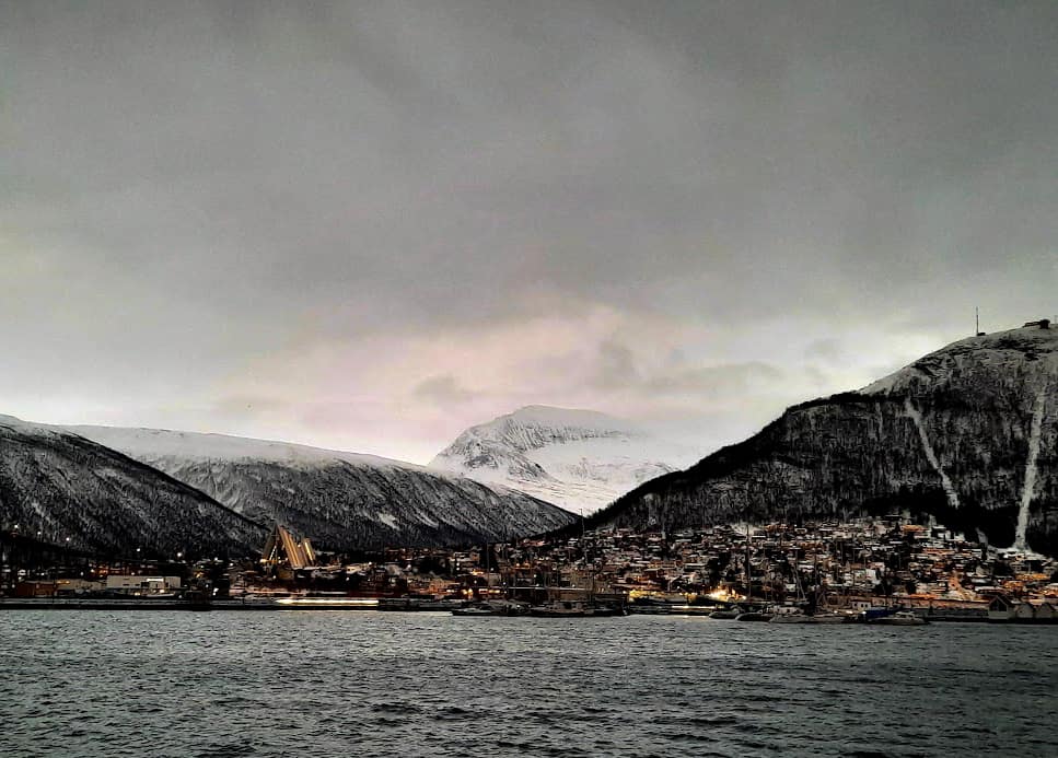 Best things to do in Tromsø in December Tromso In December 1 Van 1 1