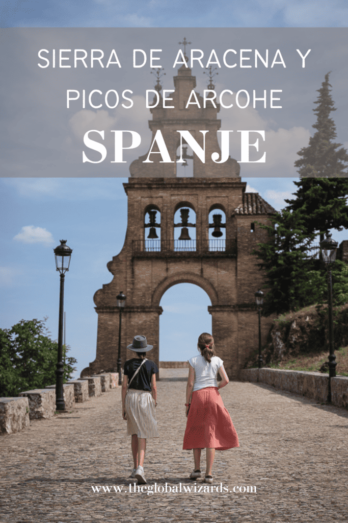Sierra de Aracena y Picos de Aroche Natural Park in Spanje Sierra De Aracena Y Picos De Aroche Natural Park 683x1024