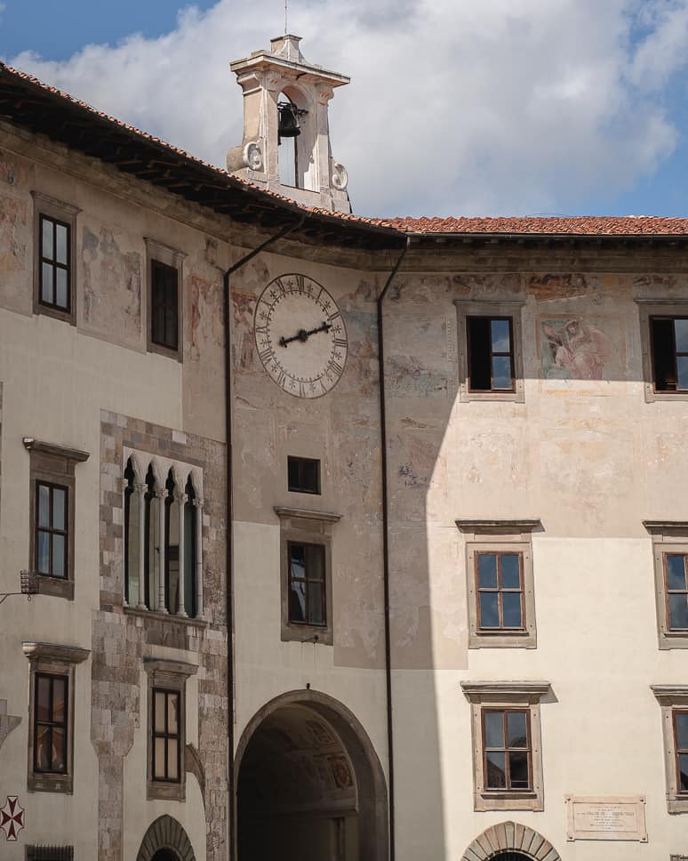 Bezienswaardigheden Pisa: top attracties en tips Bezienswaardigheden Pisa Palazzo della Carovana