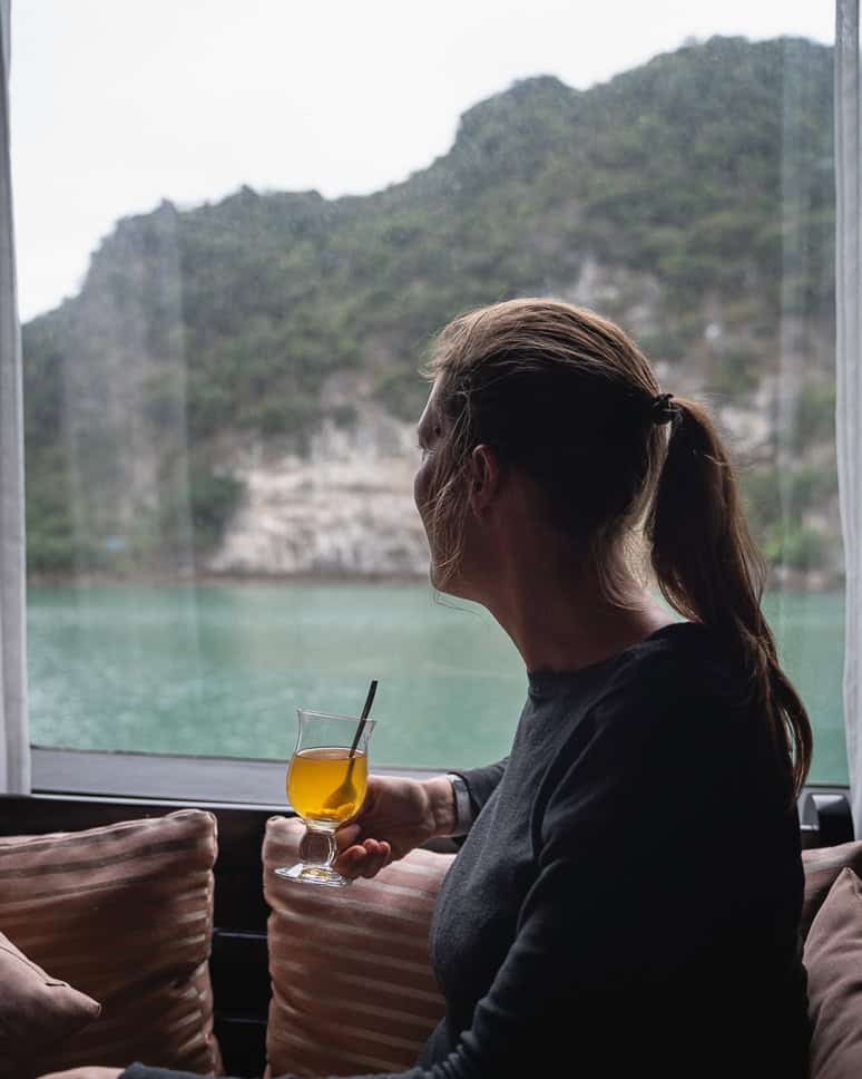 3 days overnight Ha Long Bay cruise family
