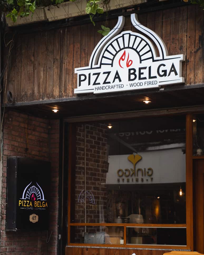 Hanoi bezienswaardigheden: Wat te doen in Hanoi (+ 3 dagen reisroute) Beste Restaurants in Hanoi Pizza Belga