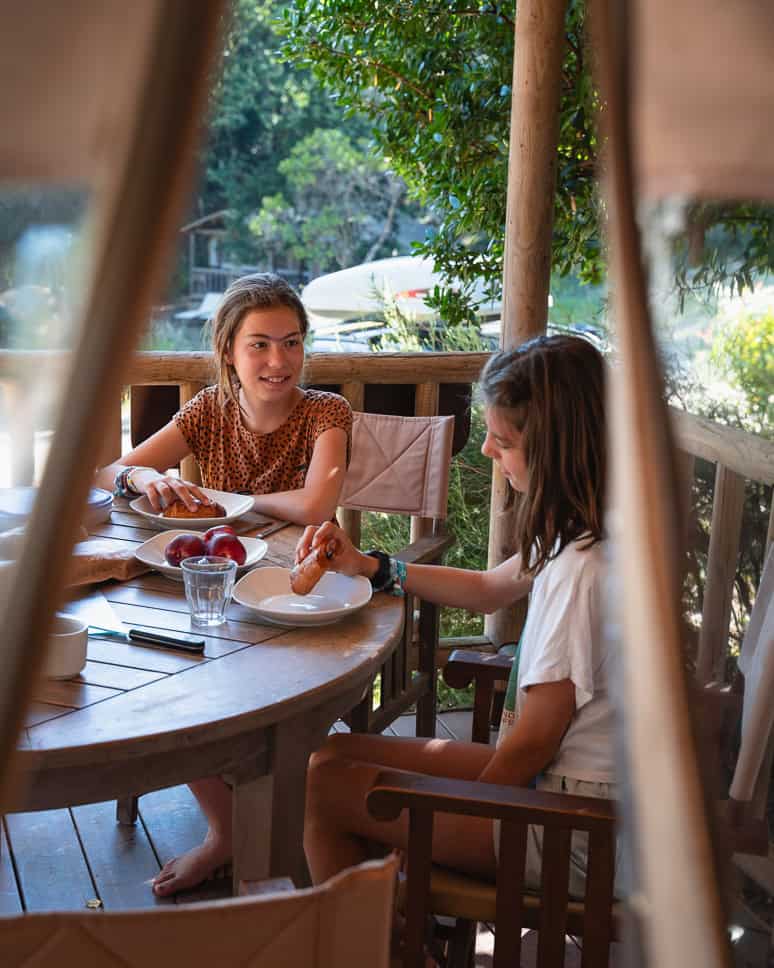 Luxury camping South of France: A wonderful family glamping trip in the provence Glamping safari tent Suncamp Kids South of France