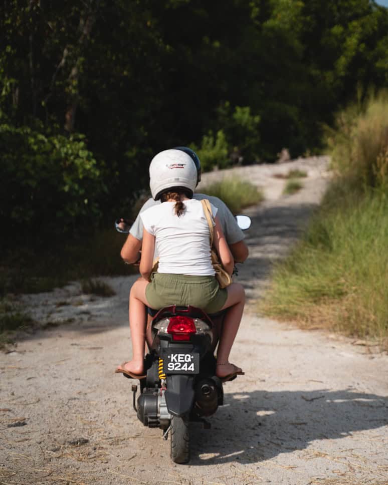 11x Wat te doen in Phu Quoc, het meest tropische eiland van Vietnam Phu Quoc Vietnam Scooter