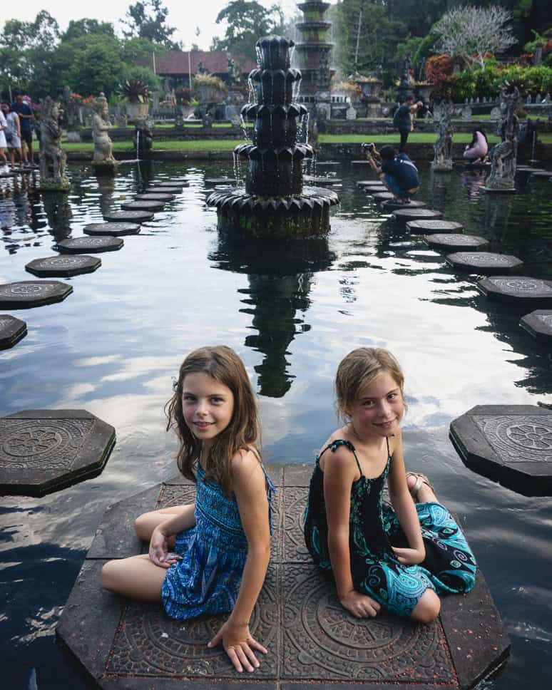 14x Wat te doen in Amed in Bali: heerlijk snorkelen en zwarte lavastranden Bali bezienswaardigheden met kinderen Tirta gangga Waterpaleis Tempel