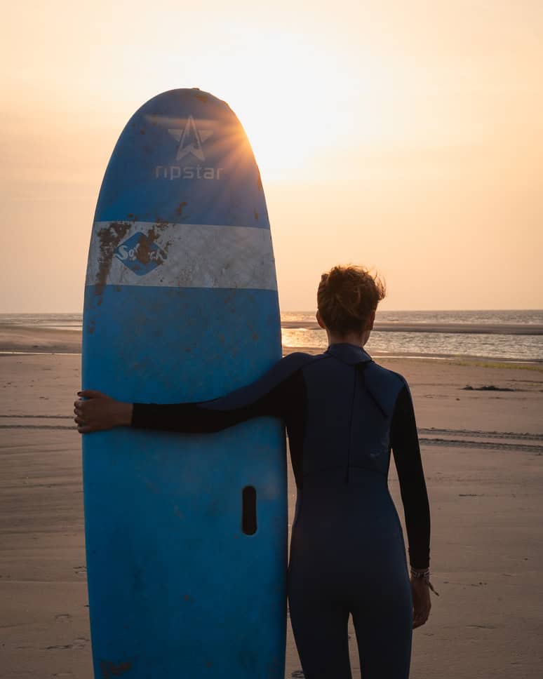 Surfen in Ameland: een weekje op Surf & Family Camp met Ripstar Ripstar surfkamp Familie Ameland nederland