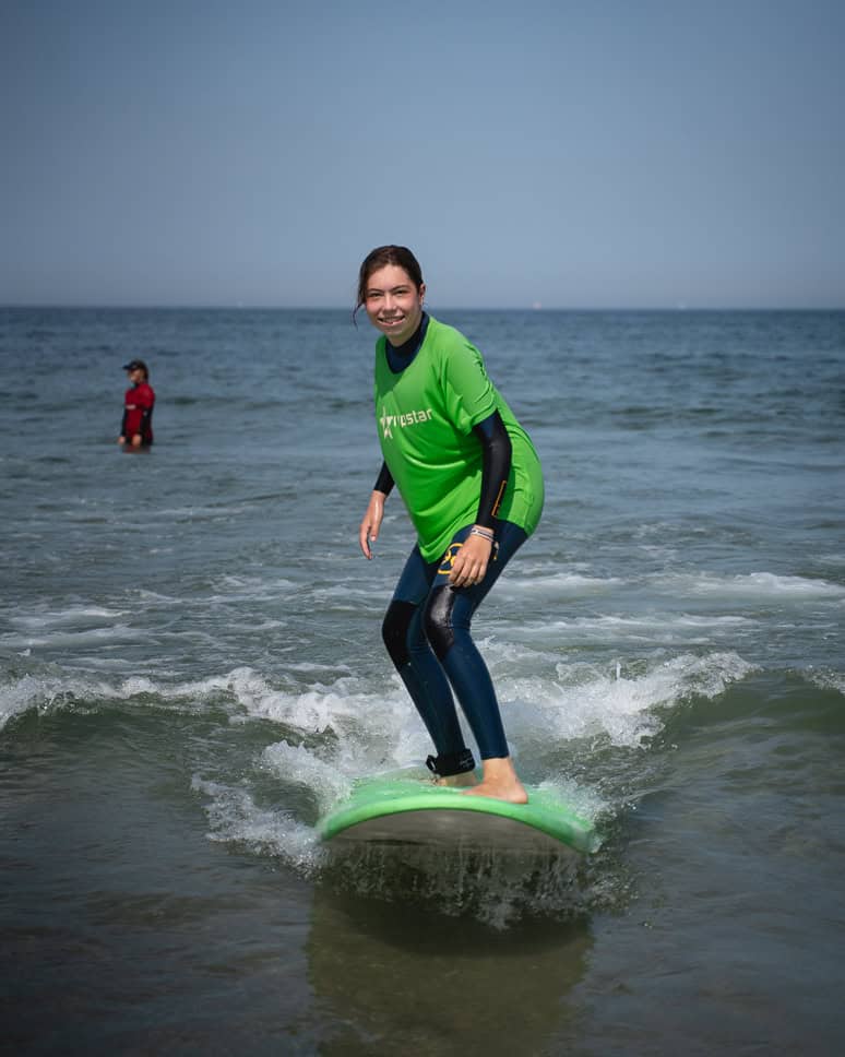 Surfen in Ameland: een weekje op Surf & Family Camp met Ripstar Leren surfen in Ameland nederland Kamp Gezin