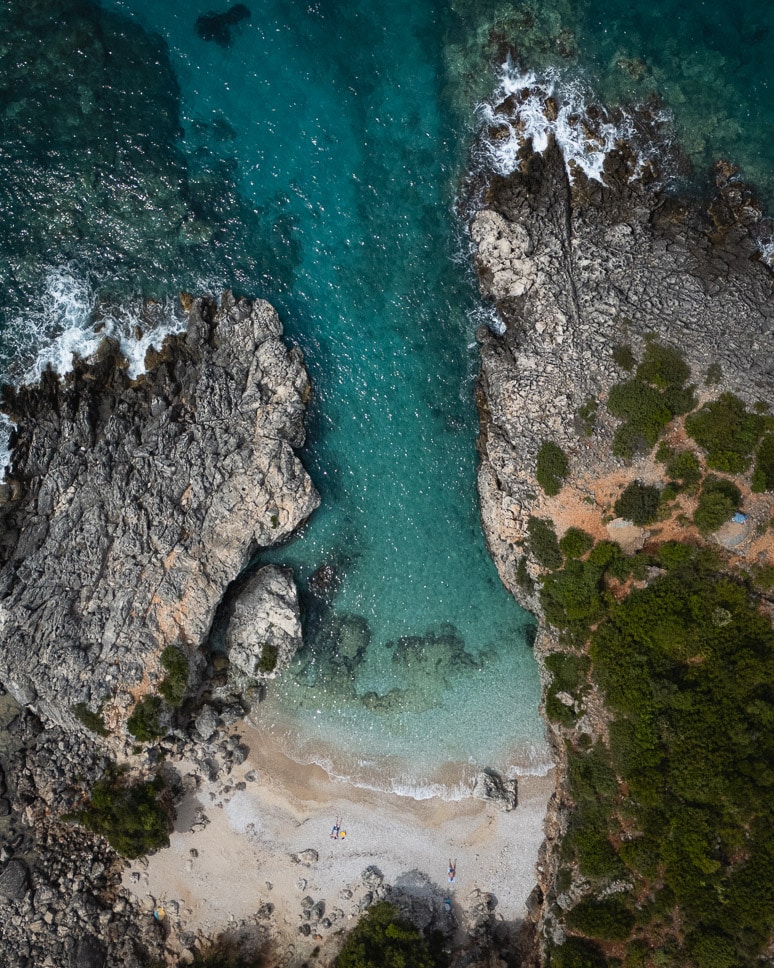 Albania road trip: our ultimate itinerary for 10 days to 3 weeks aquarium bay in albania